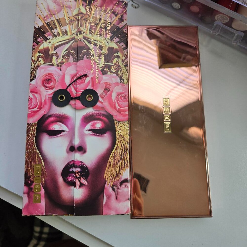 Pat McGrath Divine Rose II - Pink Chrome Packaging - Picture 3 of 5